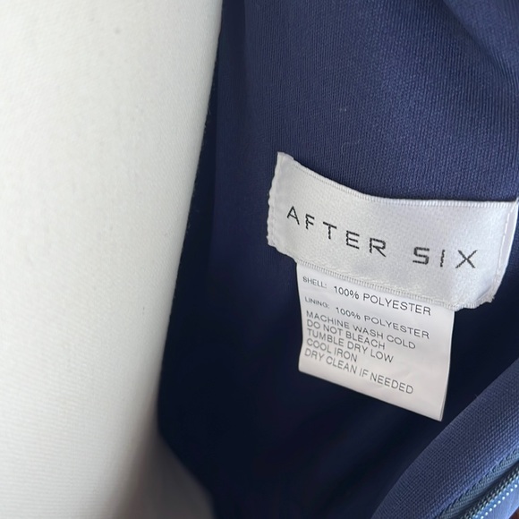 After Chiffon Gown, Midnight Blue, size 10 - Picture 6 of 6